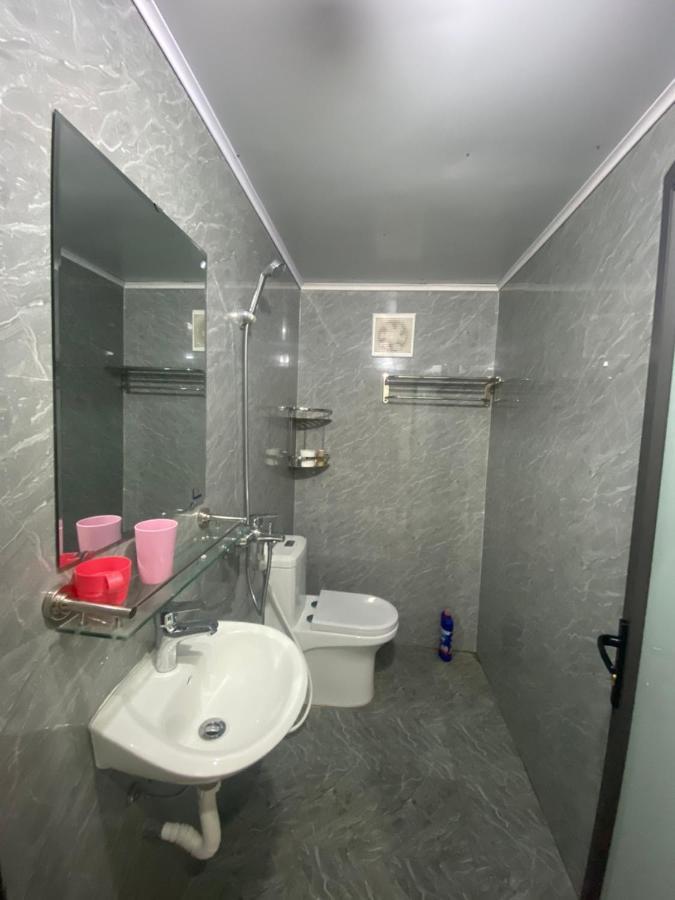 Hang Thuong Hostel - Motorbikes And Tour Ha Giang Bagian luar foto