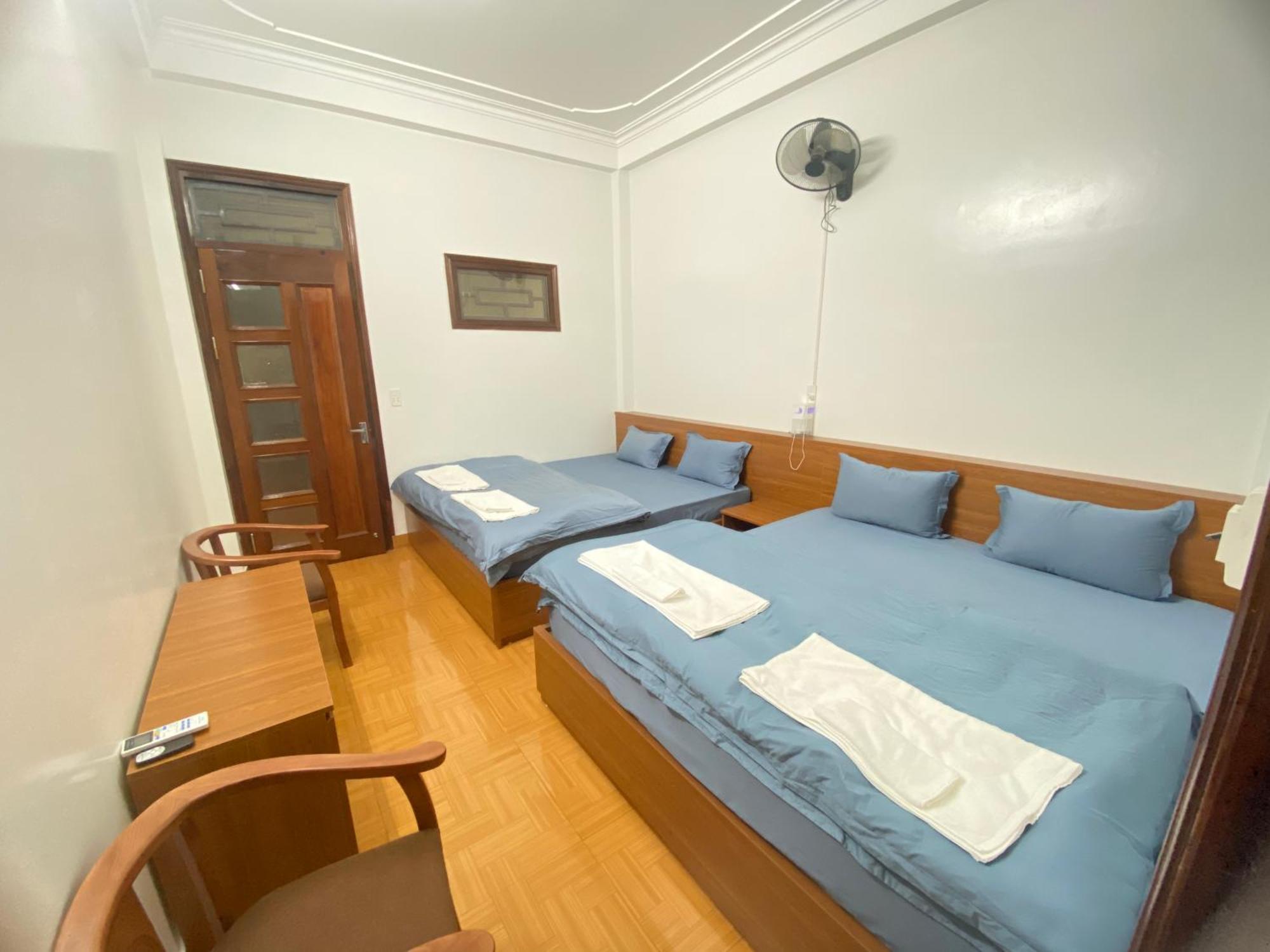 Hang Thuong Hostel - Motorbikes And Tour Ha Giang Bagian luar foto